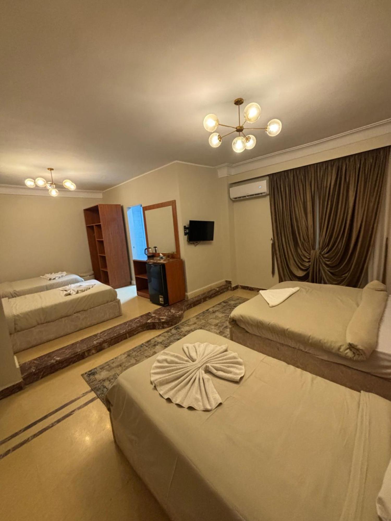 Solima Pyramids Inn Kafrat al Jabal Luaran gambar